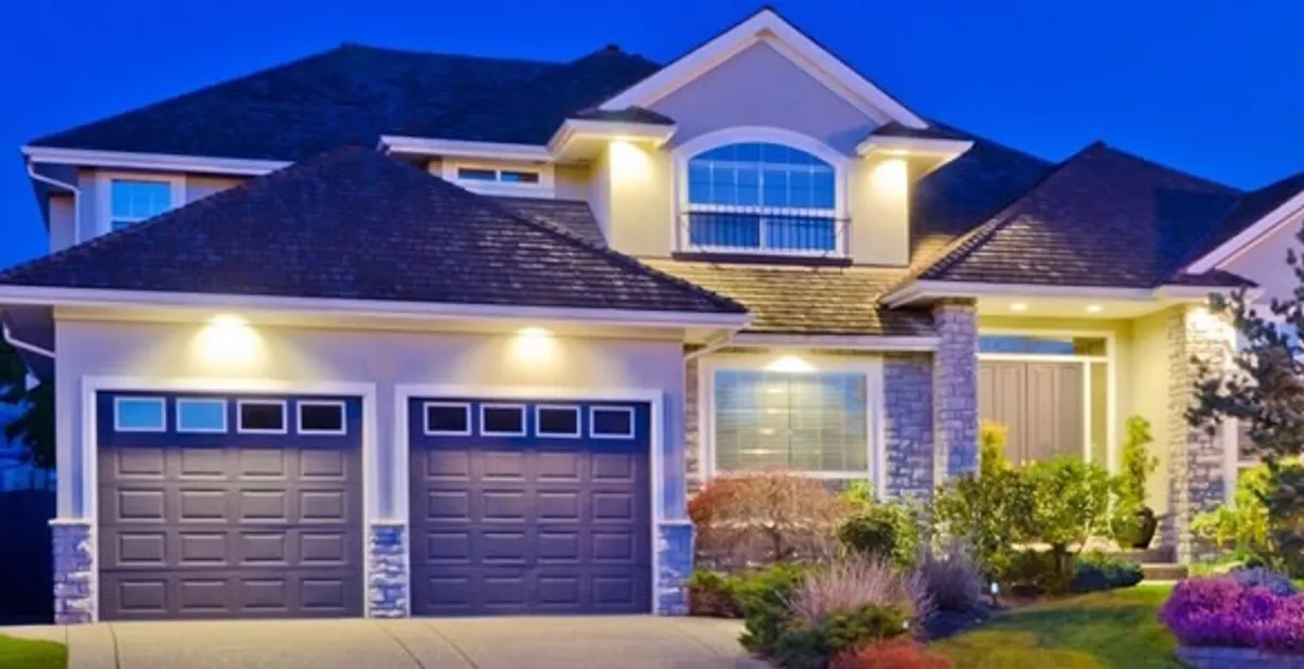 Programmable lighting installation improving residential exterior lighting control in Grand Rapids, MI